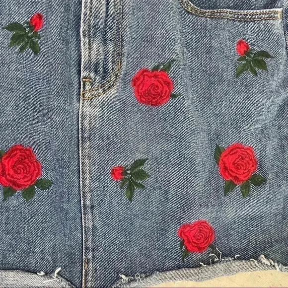 PacSun Denim Jean Mini Skirt Roses Embellished 0/2 - Picture 4 of 10